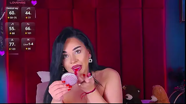 MadyLuxxx online show from 11/19/25, 08:09