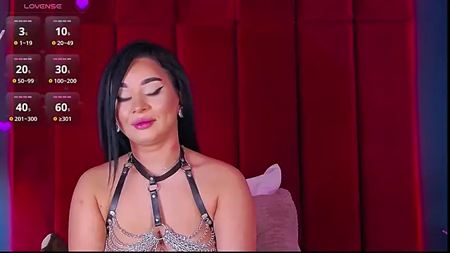 MadyLuxxx online show from 11/07/25, 08:13