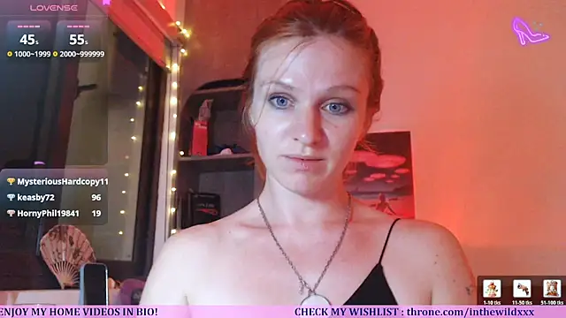 Snapshot of Cassie_Wild chatting on 05/04/26, 12:41 Cassie Wild online show from 05/04/26, 12:41
