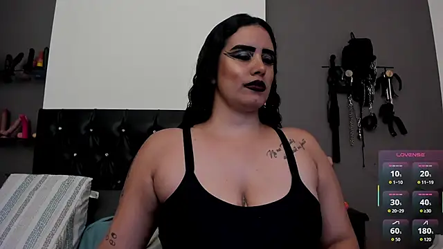 MariaGaitan online show from 11/10/25, 07:08