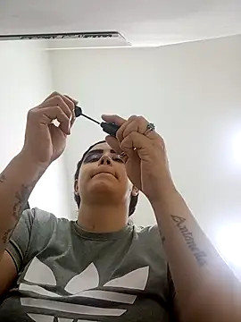 MariaGaitan online show from 11/22/25, 07:02