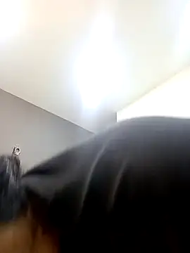 MariaGaitan online show from 10/16/25, 07:11