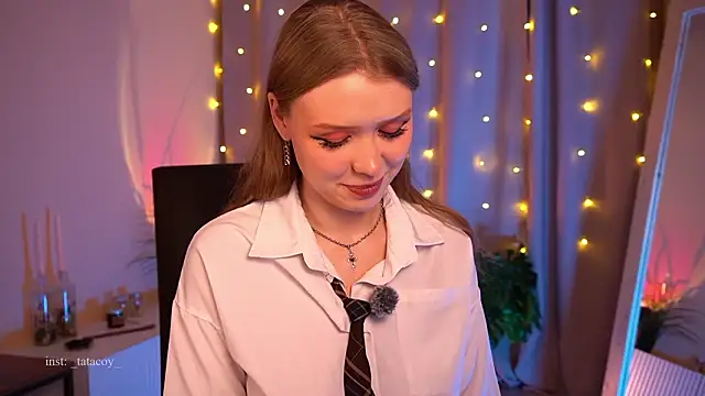 Snapshot of TataCoy chatting on 02/21/26, 03:03 TataCoy online show from 02/21/26, 03:03