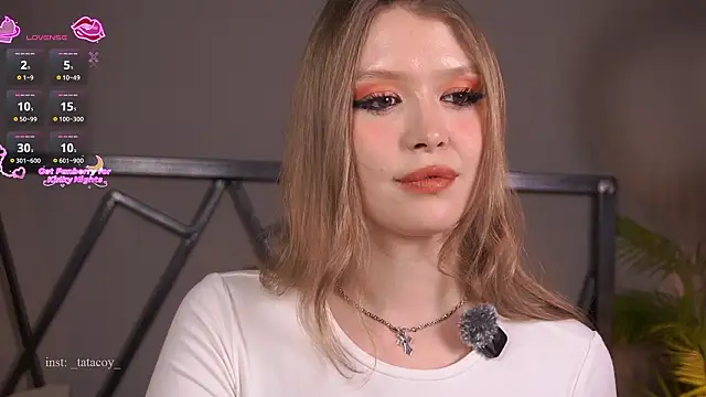 Snapshot of TataCoy chatting on 02/22/26, 03:35 TataCoy online show from 02/22/26, 03:35