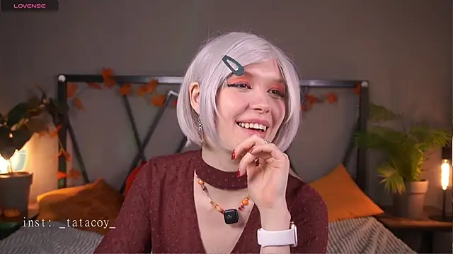 Snapshot of TataCoy chatting on 11/25/25, 06:08 TataCoy online show from 11/25/25, 06:08