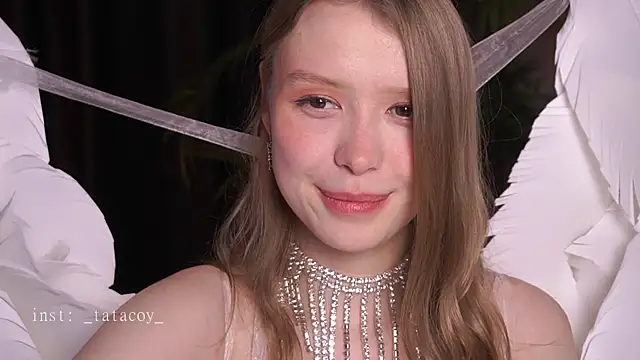 Snapshot of TataCoy chatting on 10/29/25, 04:06 TataCoy online show from 10/29/25, 04:06