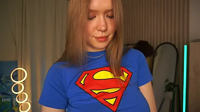 Snapshot of TataCoy chatting on 03/20/25, 10:43 TataCoy online show from 03/20/25, 10:43