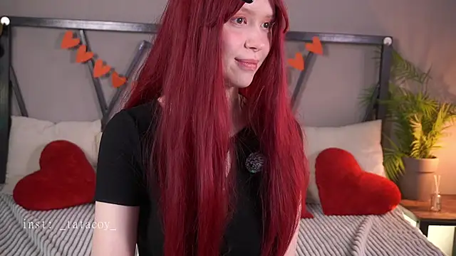 Snapshot of TataCoy chatting on 09/30/25, 01:39 TataCoy online show from 09/30/25, 01:39