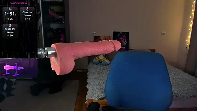 Snapshot of Cherry__Girl chatting on 11/03/25, 04:43 Cherry Girl online show from 11/03/25, 04:43