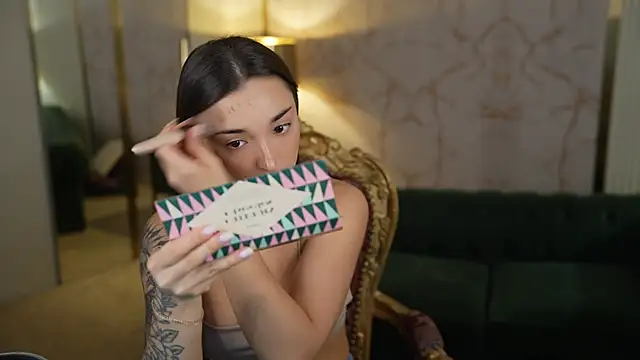 Jasmine Flow online show from 11/04/25, 11:58