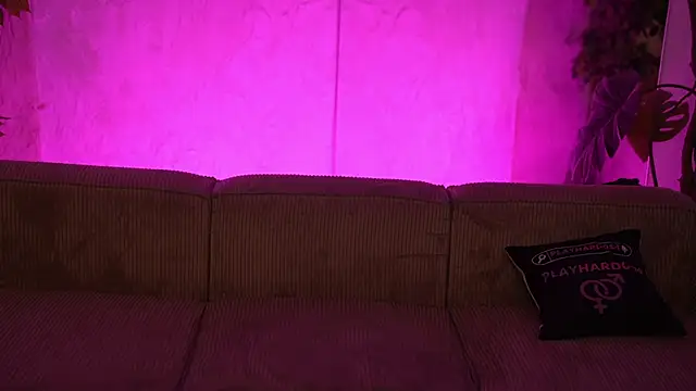 Jasmine Flow online show from 12/18/25, 08:52