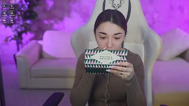 Jasmine Flow online show from 02/24/25, 07:55