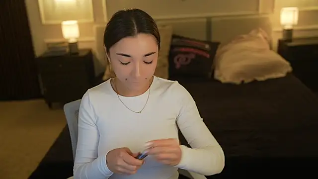 Jasmine Flow online show from 10/27/25, 08:26