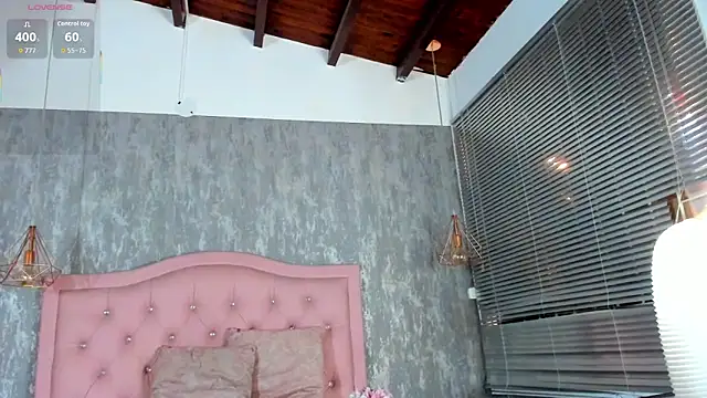 naomidibello online show from 04/14/26, 12:32