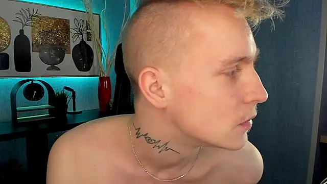 AlexxSweet online show from 02/09/25, 08:43