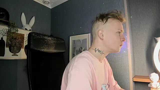 AlexxSweet online show from 04/18/26, 07:00