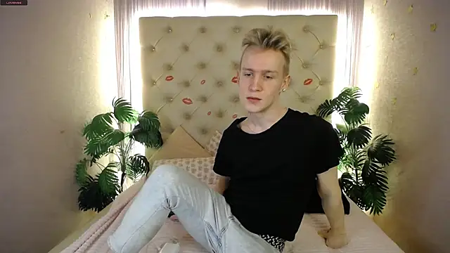 AlexxSweet online show from 03/23/25, 05:10