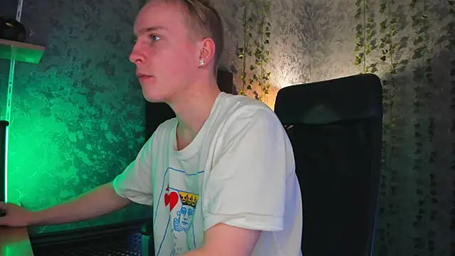 AlexxSweet online show from 11/15/25, 06:50