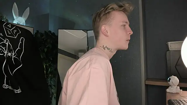 AlexxSweet online show from 04/12/26, 06:49