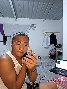 Amber Rosee  online show from 04/23/26, 01:12