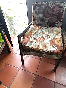 Snapshot of Blanco2023 chatting on 10/28/25, 03:33 Blanco2023 online show from 10/28/25, 03:33