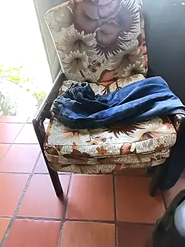 Snapshot of Blanco2023 chatting on 01/09/26, 04:03 Blanco2023 online show from 01/09/26, 04:03