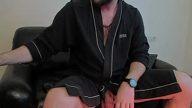 Snapshot of KingMalcom chatting on 03/17/25, 11:42 KingMalcom online show from 03/17/25, 11:42
