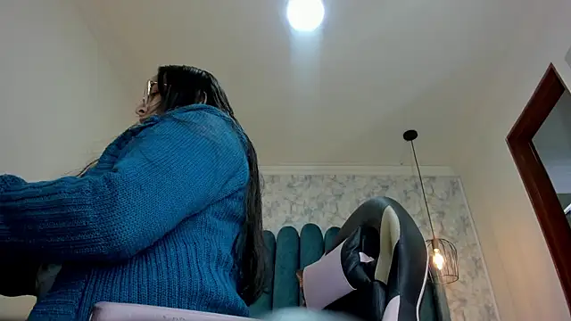 Snapshot of nalalye_cruzz_ chatting on 10/08/25, 02:46 nalalye cruzz online show from 10/08/25, 02:46