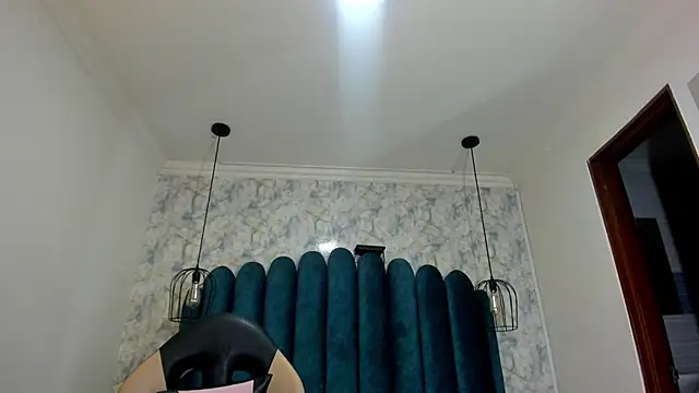 nalalye cruzz  online show from 02/07/26, 02:41