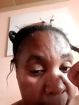 ZOQULUx online show from 11/03/25, 09:57