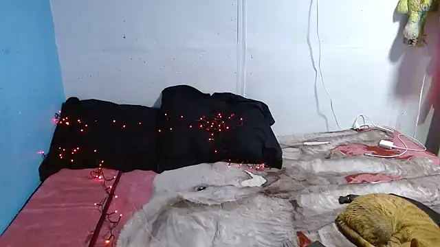 clarisse69 online show from 12/17/25, 11:43