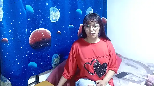 clarisse69 online show from 04/04/26, 11:55