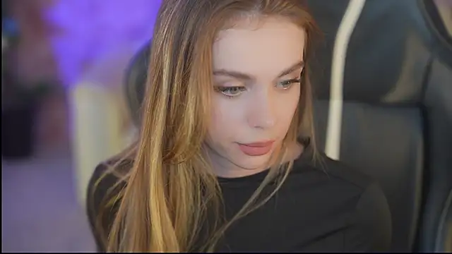 Snapshot of Anabelka054 chatting on 11/04/25, 11:36 Anabelka054 online show from 11/04/25, 11:36