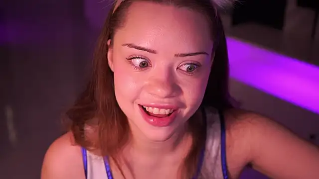 VixenMia online show from 12/16/25, 03:11