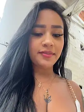 Snapshot of Luisa_Fernandaa chatting on 05/16/26, 10:20 Luisa Fernandaa online show from 05/16/26, 10:20