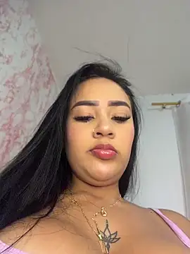 Snapshot of Luisa_Fernandaa chatting on 06/13/26, 03:04 Luisa Fernandaa online show from 06/13/26, 03:04