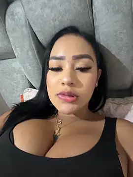 Snapshot of Luisa_Fernandaa chatting on 05/16/26, 04:00 Luisa Fernandaa online show from 05/16/26, 04:00