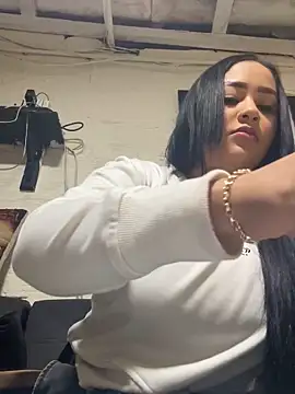 Snapshot of Luisa_Fernandaa chatting on 02/02/26, 12:20 Luisa Fernandaa online show from 02/02/26, 12:20