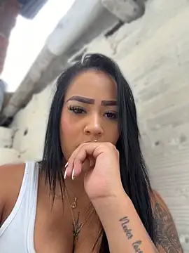 Snapshot of Luisa_Fernandaa chatting on 04/16/26, 06:41 Luisa Fernandaa online show from 04/16/26, 06:41