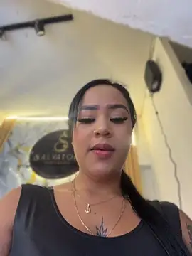Snapshot of Luisa_Fernandaa chatting on 07/12/26, 04:08 Luisa Fernandaa online show from 07/12/26, 04:08