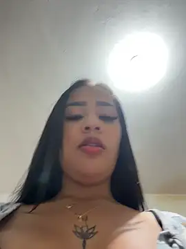 Snapshot of Luisa_Fernandaa chatting on 04/19/26, 03:40 Luisa Fernandaa online show from 04/19/26, 03:40