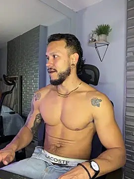 ARON TAYLER01 online show from 12/23/25, 10:25