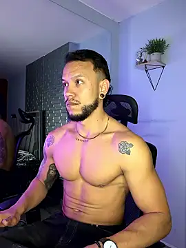 ARON TAYLER01 online show from 01/13/26, 12:42