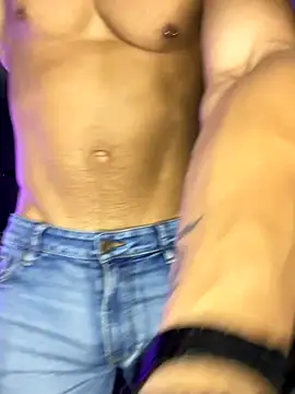 Snapshot of ARON_TAYLER01 chatting on 11/14/25, 10:30 ARON TAYLER01 online show from 11/14/25, 10:30