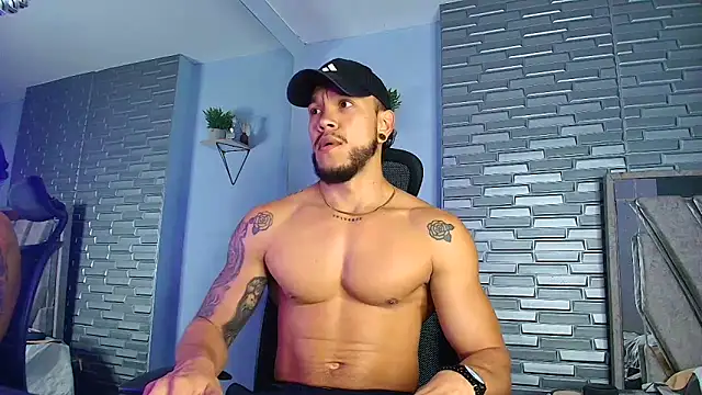 ARON TAYLER01 online show from 02/05/26, 10:22