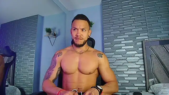 ARON TAYLER01 online show from 02/11/26, 10:26