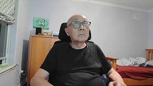 Snapshot of daver-man chatting on 09/30/25, 11:44 daver-man online show from 09/30/25, 11:44