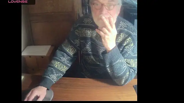 terrybare online show from 02/11/25, 01:41