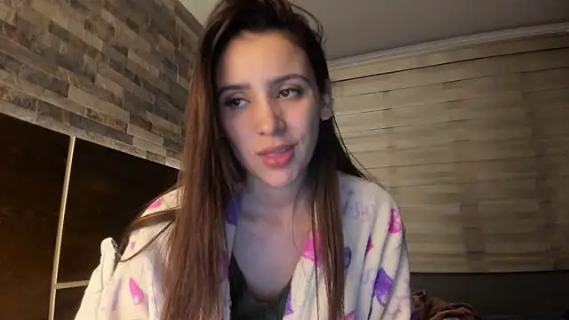 Snapshot of alicewilloww chatting on 12/03/24, 03:04 alicewilloww online show from 12/03/24, 03:04