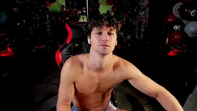 Snapshot of dirty-boss chatting on 11/15/25, 10:30 dirty-boss online show from 11/15/25, 10:30